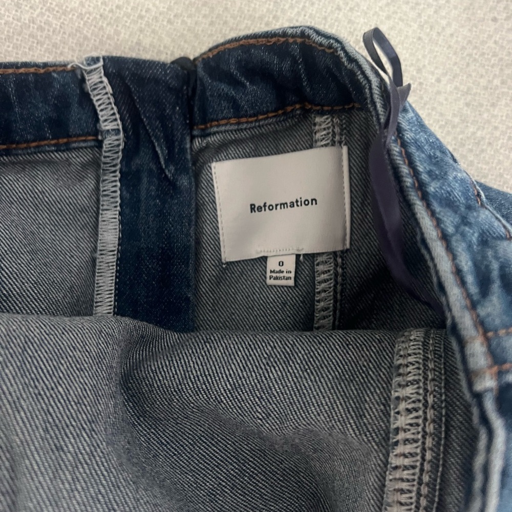 WORN ONCE Reformation Collins Denim Top in Blue - Picture 3 of 4